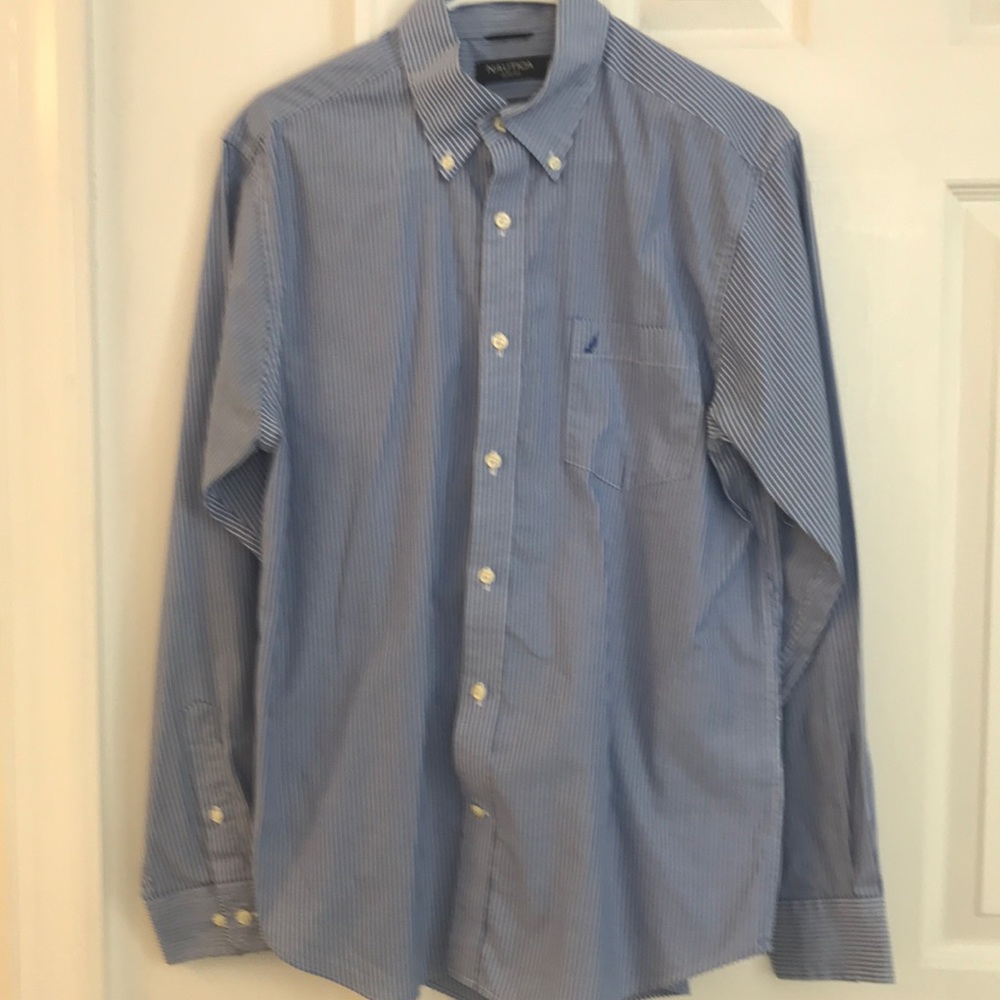 Men’s Nautica long sleeve button up